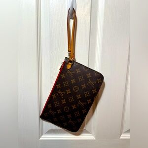Louis Vuitton Neverfull MM Monogram Pochette Cherry Red Rouge Interior